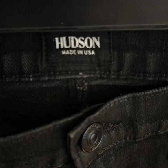 Hudson black coated skinny jeans size 28 with distressed knees - Picture 2 of 4